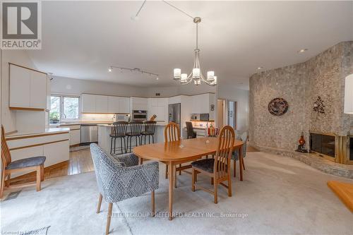 54 Mill Court, Thames Centre, ON - Indoor Photo Showing Dining Room