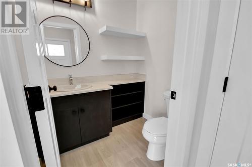 129A 107Th Street, Saskatoon, SK - Indoor Photo Showing Bathroom
