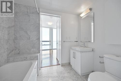 4103 - 12 York Street, Toronto, ON - Indoor Photo Showing Bathroom