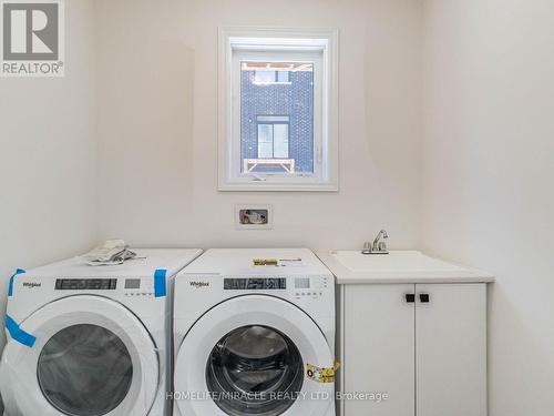 23 Quilico Road, Vaughan, ON - Indoor Photo Showing Laundry Room