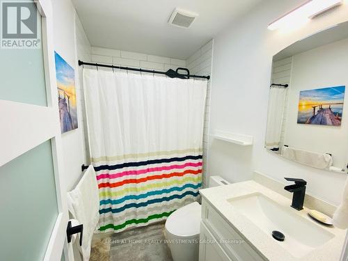 14576 Winston Churchill Boulevard, Halton Hills, ON - Indoor Photo Showing Bathroom