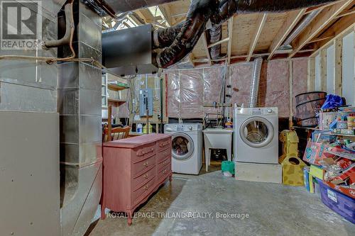 29 Havenridge Crt, St. Thomas, ON - Indoor Photo Showing Laundry Room