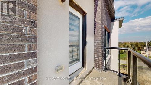 16 Wascana Road, Vaughan, ON - Outdoor With Balcony With Exterior