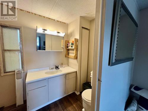 11 Landry Road, Dawson Creek, BC - Indoor Photo Showing Bathroom