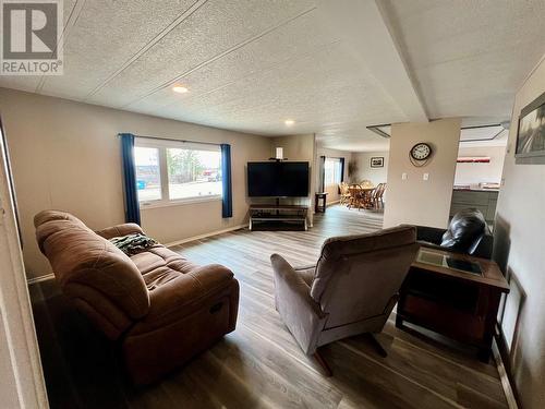 11 Landry Road, Dawson Creek, BC - Indoor Photo Showing Living Room