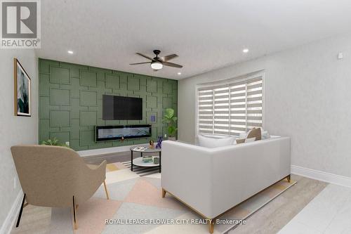 32 Crown Drive, Brampton, ON - Indoor Photo Showing Living Room