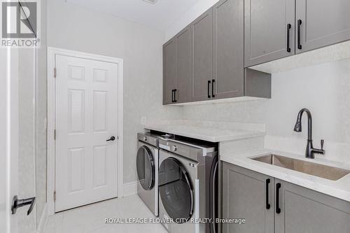 32 Crown Dr, Brampton, ON - Indoor Photo Showing Laundry Room