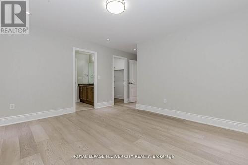 32 Crown Drive, Brampton, ON - Indoor Photo Showing Other Room