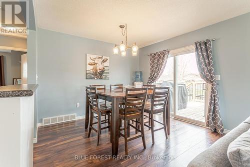 226 Portsmouth Crescent E, London, ON - Indoor Photo Showing Dining Room