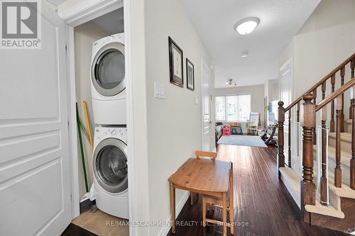 43 Viking Dr, Hamilton, ON - Indoor Photo Showing Laundry Room