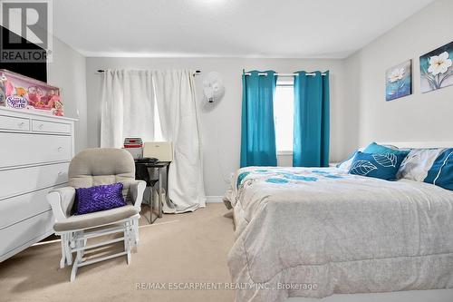 43 Viking Drive, Hamilton, ON - Indoor Photo Showing Bedroom