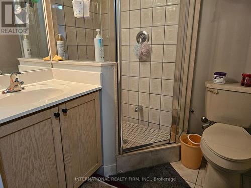1007 - 55 Strathaven Drive, Mississauga, ON - Indoor Photo Showing Bathroom