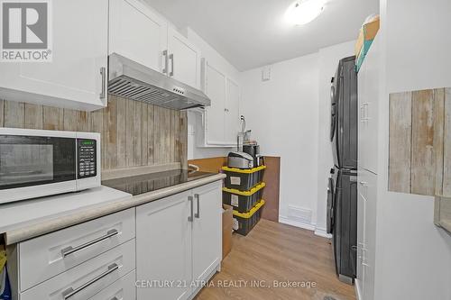 18 - 73 Driftwood Avenue, Toronto, ON - Indoor Photo Showing Kitchen