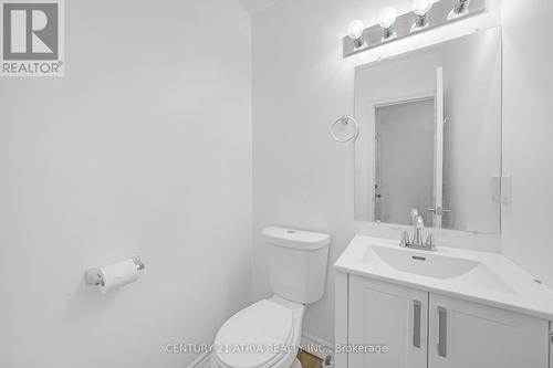 18 - 73 Driftwood Avenue, Toronto, ON - Indoor Photo Showing Bathroom