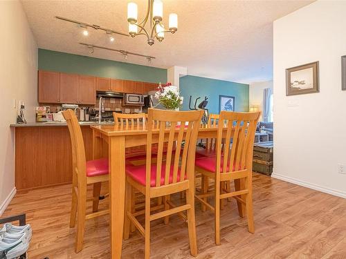105-2823 Jacklin Rd, Langford, BC - Indoor Photo Showing Dining Room