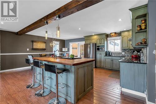 16538 Myers Road, Lunenburg, ON - Indoor Photo Showing Kitchen With Upgraded Kitchen
