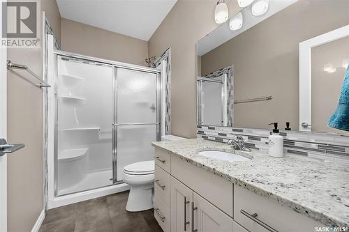 302 959 Bradley Street, Moose Jaw, SK - Indoor Photo Showing Bathroom