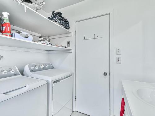 Salle de bains - 15751 22E Rue, Mirabel, QC - Indoor Photo Showing Laundry Room