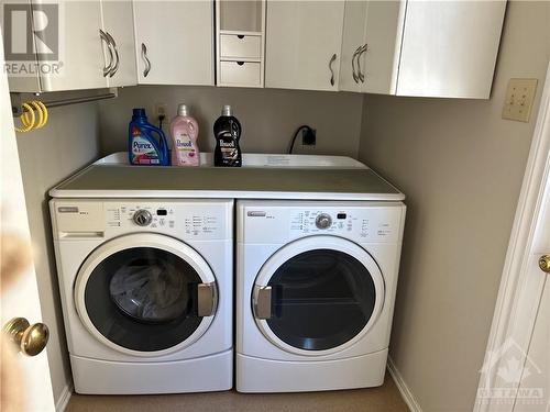 6417 Loire Drive, Ottawa, ON - Indoor Photo Showing Laundry Room