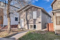 528 H AVENUE S  Saskatoon, SK S7M 1W8