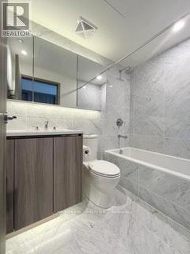 505 - 85 Mcmahon Drive, Toronto, ON - Indoor Photo Showing Bathroom