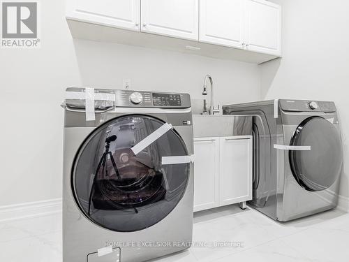 126 Colvin Crescent, Vaughan, ON - Indoor Photo Showing Laundry Room