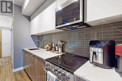 206 - 1787 St Clair Avenue W, Toronto, ON - Indoor Photo Showing Kitchen