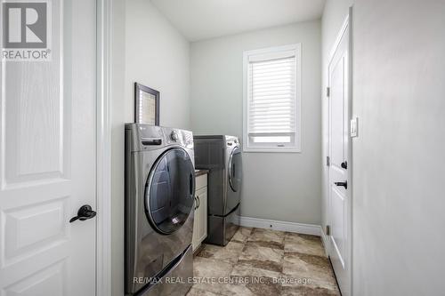 80 Taylor Drive, East Luther Grand Valley, ON - Indoor Photo Showing Laundry Room