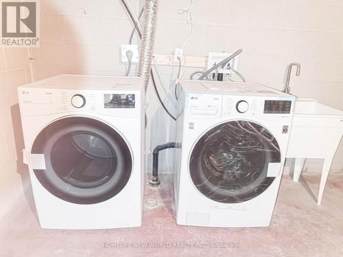52 Dukinfield Crescent, Toronto, ON - Indoor Photo Showing Laundry Room