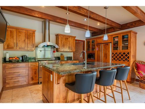 817 White Tail Drive, Rossland, BC - Indoor Photo Showing Kitchen