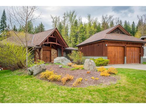 817 White Tail Drive, Rossland, BC - Outdoor
