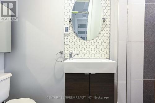 22 - 4950 Rathkeale Road, Mississauga, ON - Indoor Photo Showing Bathroom