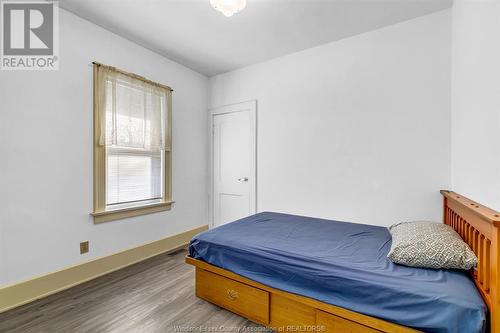 450 Clinton, Windsor, ON - Indoor Photo Showing Bedroom