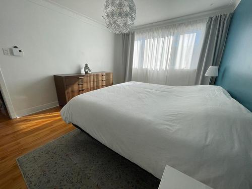 Master bedroom - 5775 Rue Louis-Veuillot, Montréal (Mercier/Hochelaga-Maisonneuve), QC - Indoor Photo Showing Bedroom