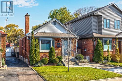 111 Frankdale Avenue, Toronto, ON - Outdoor With Facade
