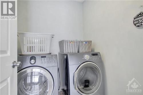 822 Tabaret Street, Ottawa, ON - Indoor Photo Showing Laundry Room