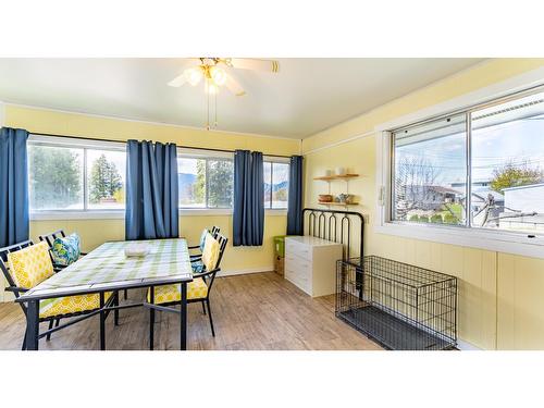 1018 Birch Street, Creston, BC - Indoor Photo Showing Dining Room