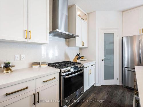 12 Fitzgerald St, Orangeville, ON - Indoor Photo Showing Kitchen With Stainless Steel Kitchen With Upgraded Kitchen