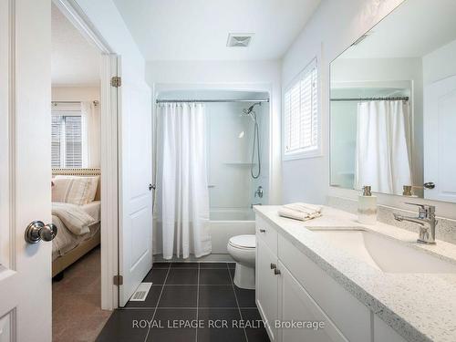12 Fitzgerald St, Orangeville, ON - Indoor Photo Showing Bathroom