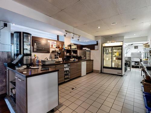 Cuisine - 160 Rue Ste-Anne, Sainte-Anne-De-Bellevue, QC - Indoor Photo Showing Kitchen