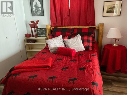 1724 Lewis Road, Highlands East, ON - Indoor Photo Showing Bedroom
