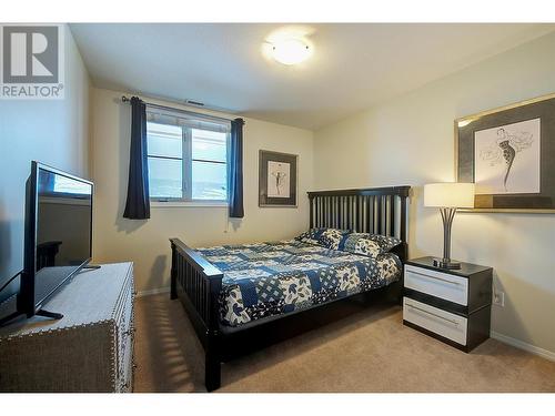 1875 Country Club Drive Unit# 1416, Kelowna, BC - Indoor Photo Showing Bedroom