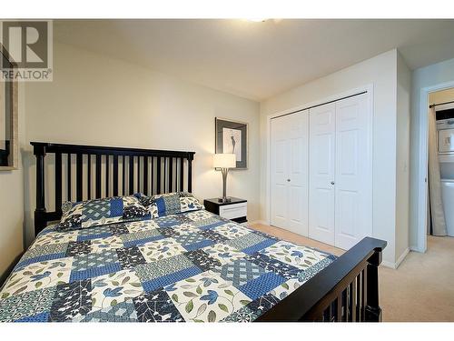 1875 Country Club Drive Unit# 1416, Kelowna, BC - Indoor Photo Showing Bedroom