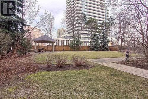 #601 -28 Byng Ave, Toronto, ON - Outdoor