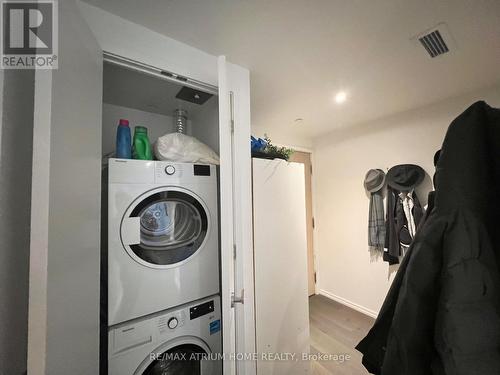 3107 - 5 Soudan Avenue, Toronto, ON - Indoor Photo Showing Laundry Room