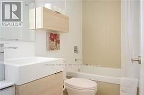 2403 - 88 Scott Street, Toronto, ON - Indoor Photo Showing Bathroom