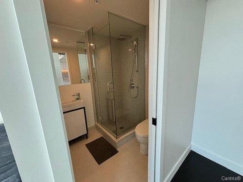 Salle de bains - 3714-1245 Rue De Bleury, Montréal (Ville-Marie), QC - Indoor Photo Showing Bathroom