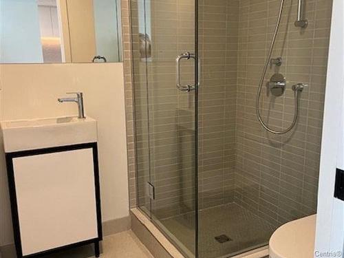 Salle de bains - 3714-1245 Rue De Bleury, Montréal (Ville-Marie), QC - Indoor Photo Showing Bathroom