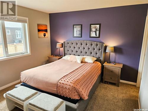 818 Lochwood Place, Swift Current, SK - Indoor Photo Showing Bedroom