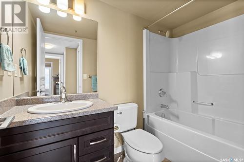 325 915 Kristjanson Road, Saskatoon, SK - Indoor Photo Showing Bathroom